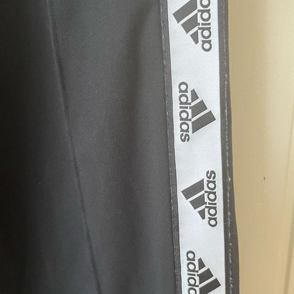 Adidas track pants like new - Picture 2 of 4